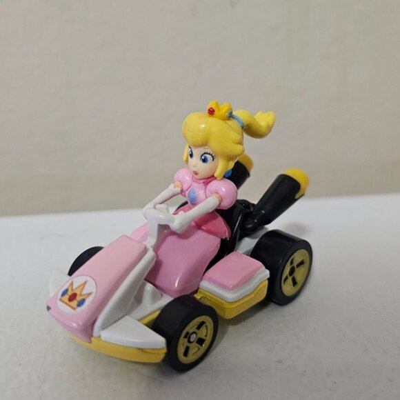 Hot Wheels Mario Kart Diecast Cars Set Of 5 - Picture 6 of 9